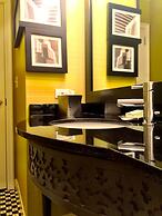 Hotel Chicago Downtown, Autograph Collection by Marriott