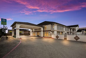 SureStay Hotel by Best Western Deer Park