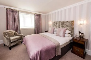The Manor Elstree