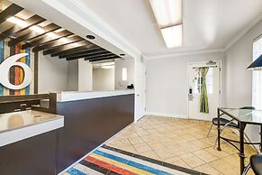 Studio 6 Mountlake Terrace, WA - Seattle