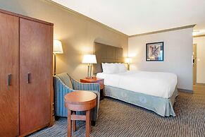 Best Western Plus Barclay Hotel