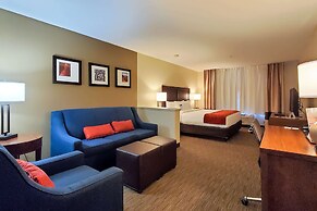 Comfort Inn & Suites Tempe Phoenix Sky Harbor Airport