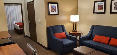 Comfort Inn & Suites Tempe Phoenix Sky Harbor Airport
