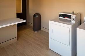 Comfort Inn & Suites Tempe Phoenix Sky Harbor Airport