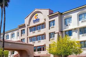 Comfort Inn & Suites Tempe Phoenix Sky Harbor Airport