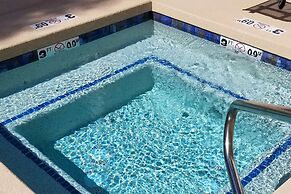 Comfort Inn & Suites Tempe Phoenix Sky Harbor Airport