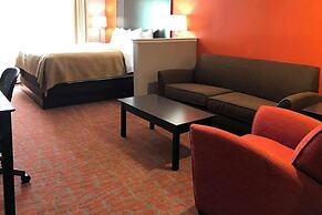 Quality Inn & Suites Fresno Northwest