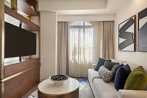 Burton House, Beverly Hills, A Tribute Portfolio Hotel