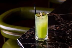 Burton House, Beverly Hills, A Tribute Portfolio Hotel