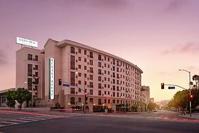 Burton House, Beverly Hills, A Tribute Portfolio Hotel