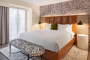 Burton House, Beverly Hills, A Tribute Portfolio Hotel