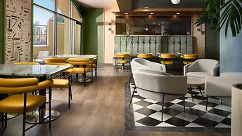 Burton House, Beverly Hills, A Tribute Portfolio Hotel