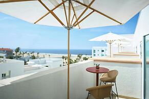 Sandbourne Santa Monica, Autograph Collection