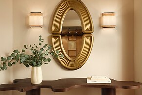 Sandbourne Santa Monica, Autograph Collection