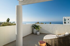 Sandbourne Santa Monica, Autograph Collection