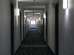 Hilltop Express Inn