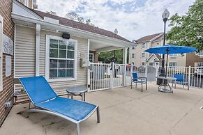 Alluxsuites at 1876, Ascend Hotel Collection