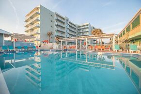 Coconut Palms Beach Resort II a Ramada by Wyndham