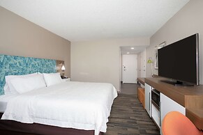 Hampton Inn & Suites Kansas City-Merriam