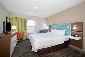 Hampton Inn & Suites Kansas City-Merriam