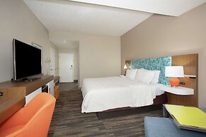 Hampton Inn & Suites Kansas City-Merriam