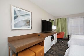 Hampton Inn & Suites Kansas City-Merriam