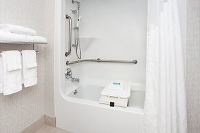 Holiday Inn Express Hotel & Suites South Portland by IHG