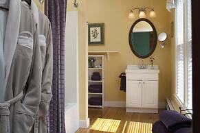 Brewster House Bed & Breakfast