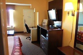 Super 8 by Wyndham Madison/Ridgeland Area