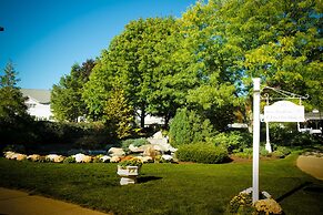 Best Western Plus Executive Court Inn & Conference Center