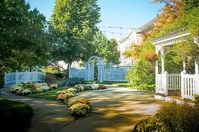 Best Western Plus Executive Court Inn & Conference Center