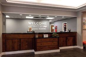 Hampton Inn & Suites Raleigh Cary Lenovo Center