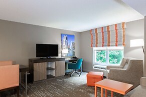 Hampton Inn & Suites Raleigh Cary Lenovo Center