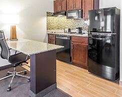 MainStay Suites Pittsburgh Airport