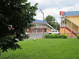 Econo Lodge