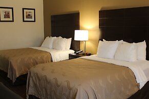 Quality Inn & Suites NJ State Capital Area