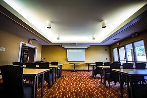 Courtyard by Marriott Memphis East/Bill Morris Parkway