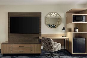La Quinta Inn & Suites by Wyndham Austin Southwest