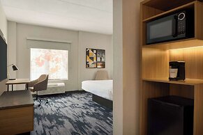 La Quinta Inn & Suites by Wyndham Austin Southwest