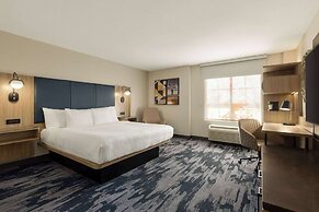 La Quinta Inn & Suites by Wyndham Austin Southwest