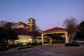 La Quinta Inn & Suites by Wyndham Austin Southwest