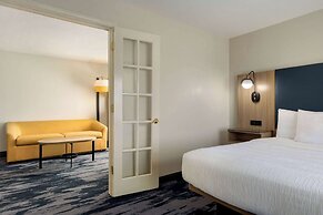 La Quinta Inn & Suites by Wyndham Austin Southwest