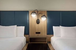 La Quinta Inn & Suites by Wyndham Austin Southwest