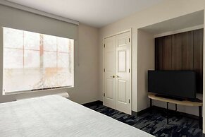 La Quinta Inn & Suites by Wyndham Austin Southwest