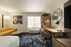 La Quinta Inn & Suites by Wyndham Austin Southwest