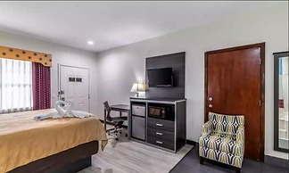 Quality Inn & Suites Canton