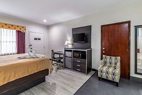 Quality Inn & Suites Canton