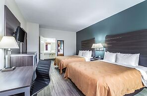 Quality Inn & Suites Canton