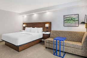 Hampton Inn by Hilton Petersburg Ft. Gregg Adams