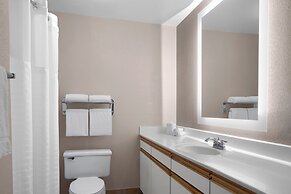 Larkspur Landing Extended Stay Suites Bellevue